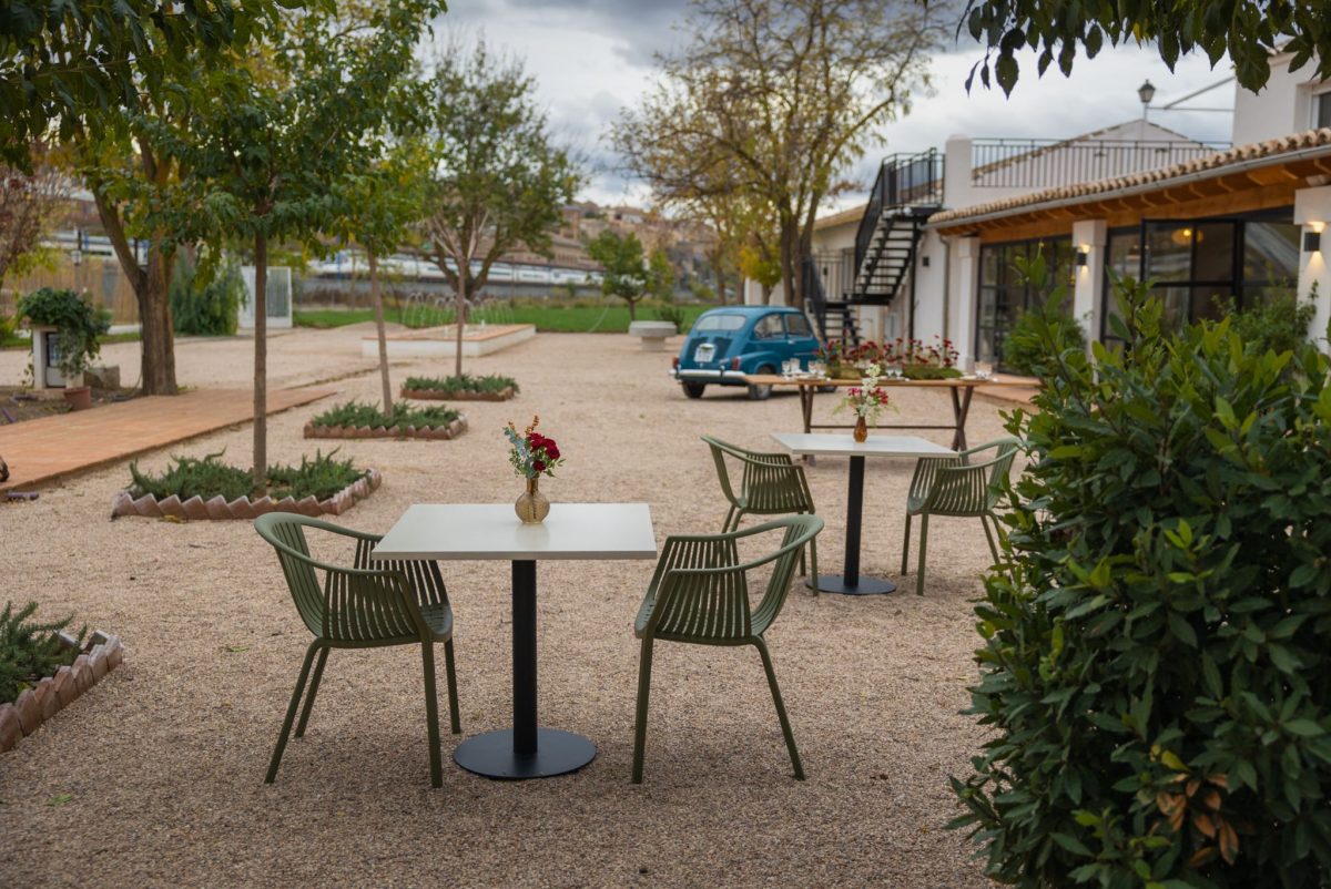 Mesas de cemento para interior y exterior 